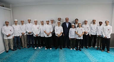 Başkan Altay Yılın Son Gününde Hafızlık Öğrencileriyle Bir Araya Geldi