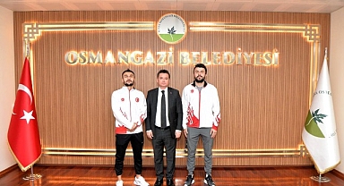 Başkan Aydın Tarihi Başarı Yakalayan Kardeşleri Ağırladı