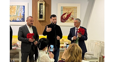 Başkan Topaloğlu Kazak öğretmenlerle bir araya geldi