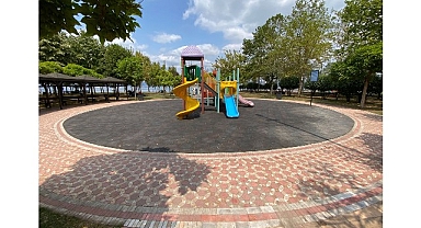 Büyükşehir’den oyun gruplarına düzenli bakım