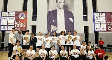 Çankayalı Kadınlardan Dostluk Maçında Eşitlik Mesajı