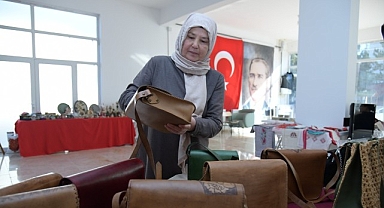 El Emeği Ürünler Yılbaşı Çarşısında