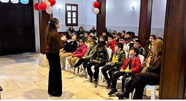 Gemlik'te Çocuklar Haklarını Öğreniyor