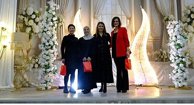 İlham veren kadınlar Gölcük’te moral depoladı