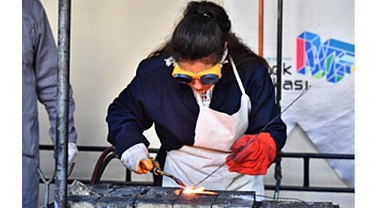 İzmir’in istihdam üssü 2025’te “fabrika” gibi çalıştı