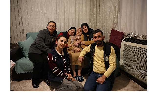 Kartepe’de Kandil Bereketi Evlere Taşındı