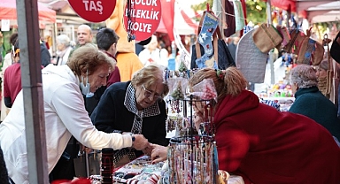 Konak’ta Yeni Yıl El Emeği Kermesi başladı