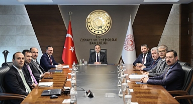 Konya Heyeti Sanayi ve Teknoloji Bakanı Mehmet Fatih Kacır’ı Ziyaret Etti