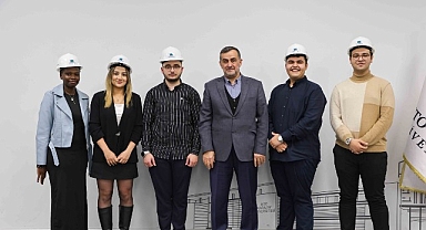 Mesleğe İlk Adım: KTO Karatay Üniversitesi Öğrencileri Baretlerini Taktı 