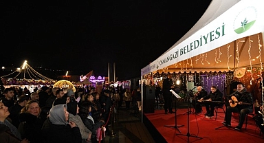 Osmangazi Meydanı Nağmelerle Isındı