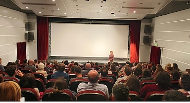 Pelin Esmer, yeni filmiyle Nilüfer’de sinemaseverlerle buluştu