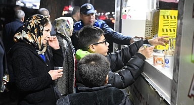 Regaip Kandili’nde Salihli’de Camilerde Kandil Simidi İkramı Yapıldı