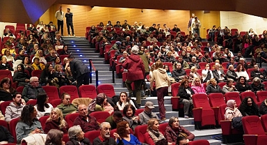 Şehrin Tiyatrosu Şile Seyircisiyle Buluştu 