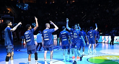 Anadolu Efes, EuroLeague'in ikinci yarısının ilk maçında Paris Basketball’u ağırlıyor