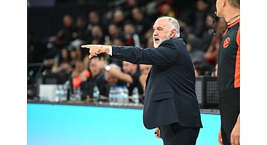 Anadolu Efes taraftarı önünde Kosner Baskonia ile karşılaşacak
