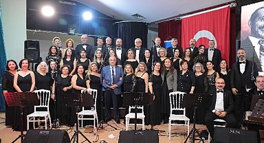 ASEV TSM Korosu Şekip Ayhan Özışık Eserleriyle Sahne Aldı