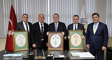 Başkan Dutlulu Pazarcılar Odası’na Müjdelerle Gitti