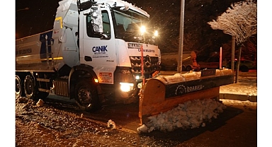 Başkan Sandıkçı'dan Yerinde Takip: Canik'te 7/24 Karla Mücadele