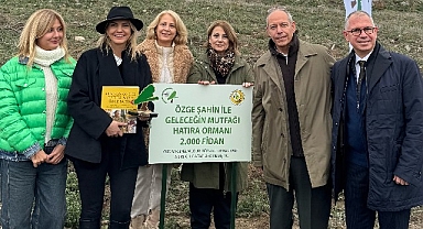 Bazı kitaplar geleceğe yazılır