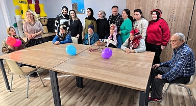 Büyükşehir'den 77 yaşındaki teyzeye büyük mutluluk