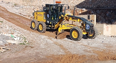 Didim Belediyesi kent genelindeki yoğun çalışmalarını Akbük'de de sürdürüyor