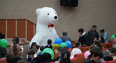 Gölcük’te Çocuklar İçin “Ara Tatil Tiyatro Şenliği” Başladı