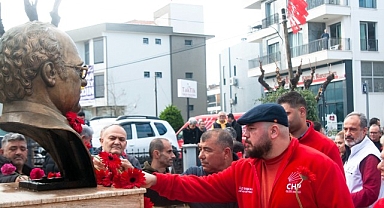 Güzelbahçeliler Mumcu’yu Unutmadı