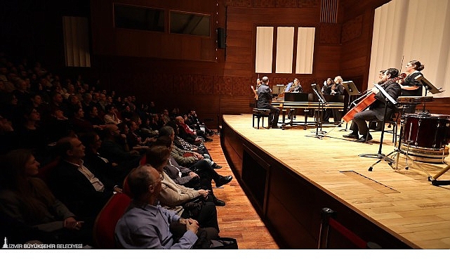 İzmir Oda Orkestrası'ndan Barok müziği ziyafeti