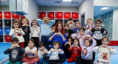 Kaş Ova Spor Salonu Kaşlı çocukların ortak buluşma noktası oldu