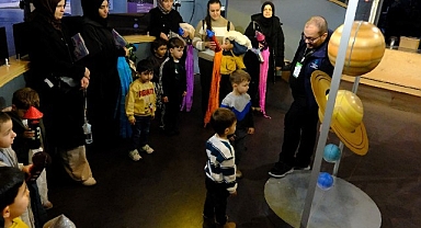 Lokomotif Çocuk Köyü'nün minikleri bilimin izinde