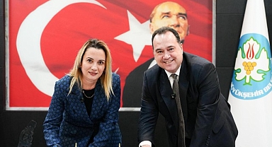  Manisa Büyükşehir’den Emeklilere İlaç Katkı Payı Desteği