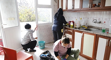 Seferihisar Belediyesi’nden gönüllere dokunan “Sosyal Destek”