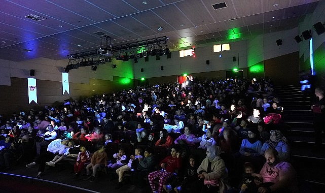 Sömestirde Maltepeli Çocuklara “Çizgi Film Tadında Tiyatro”