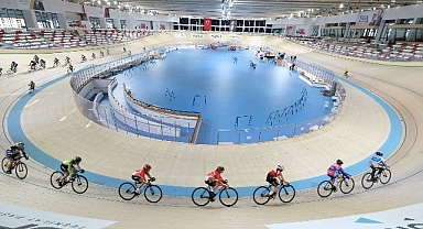 Türk Bisikletinin Geleceği Konya Veledromu’nda Piste Çıktı