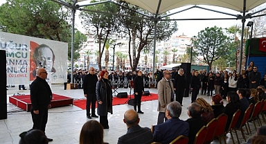 Uğur Mumcu Karabağlar ’da Özlem, Saygı ve Aydınlık Kararlılığıyla Anıldı