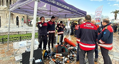 30 Ekim ve 6 Şubat’ın sessiz tanıkları İzmir’de sergilendi