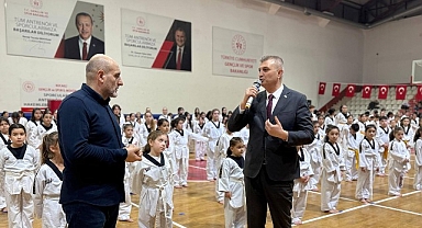 470 Gölcük Belediyespor Taekwondo Sporcusu Kuşak Atladı