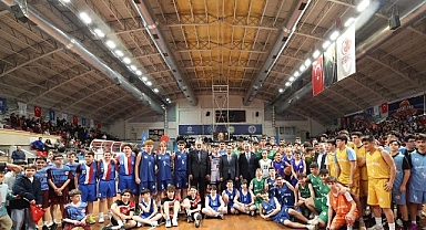 Başkan Büyükakın’dan gençlere “Kardeş Pası”