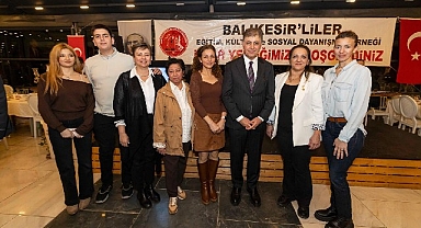 Başkan Tugay, İzmir'deki Balıkesirlilerle iftarda buluştu