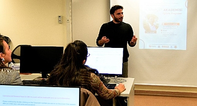 Bornova Muhtarlar Akademisi örnek oluyor