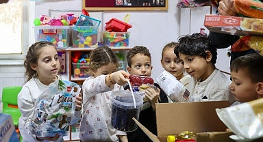 Buca’da minik yüreklerden büyük dayanışma