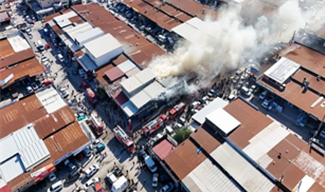 Buca’daki işyeri yangını kontrol altına alındı