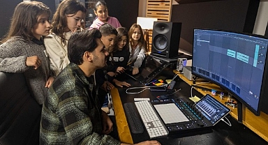 Çocuk Meclisi üyeleri Stüdyo Kültürpark’ta kayıt yaptı