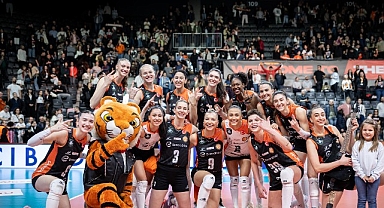 Eczacıbaşı Dynavit, Beşiktaş karşılaşmasından galibiyetle ayrıldı