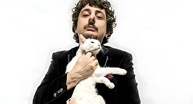 Egemen Erdoğan’dan Yeni Tekli: Aklımın Bir Yerinde