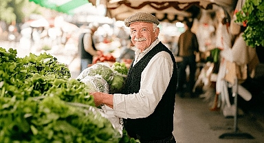 İBB’den emeklilere pazar desteği: ödemeler Ramazan ayında