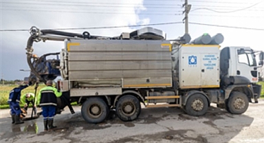 İzmir’de kuvvetli yağış ve fırtına alarmı