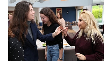  Kadının İnsan Hakları Eğitim Programı Çeşme’de tamamlandı