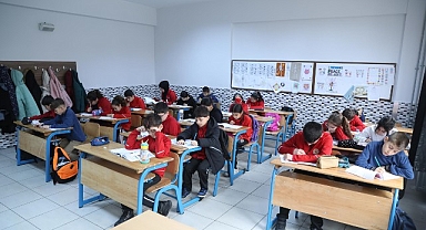 Konya Büyükşehir 31 İlçedeki Ortaokul ve Lise Öğrencileri İçin İzleme ve Değerlendirme Sınavı Gerçekleştiriyor