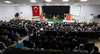 'Meraklı Civciv' Kartepe’de Sahne Aldı